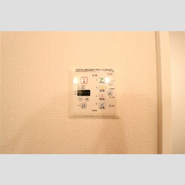 ベルフォーレ105号室 浴室換気乾燥機