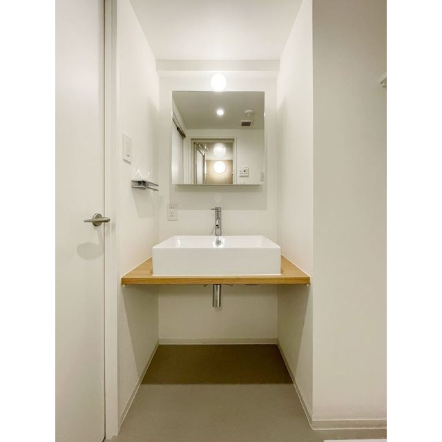 グランパセオ代々木上原0204号室 内観