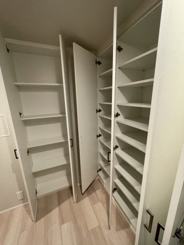 プラウドフラット本所吾妻橋709号室 収納