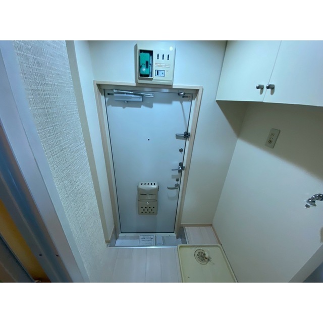 パンシオン南林間B棟 玄関