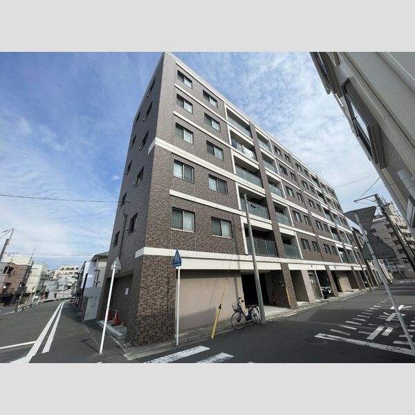 コリドール山手の外観画像