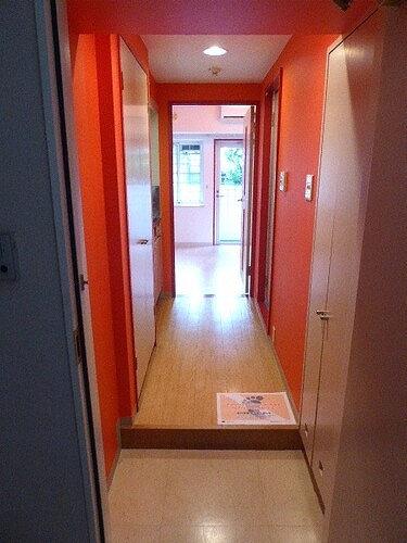 グラチアトルリ2階 共有部からの室内　※前回募集時2020.7撮影