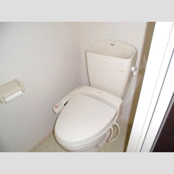 メゾンアリア101号室 温水洗浄暖房便座