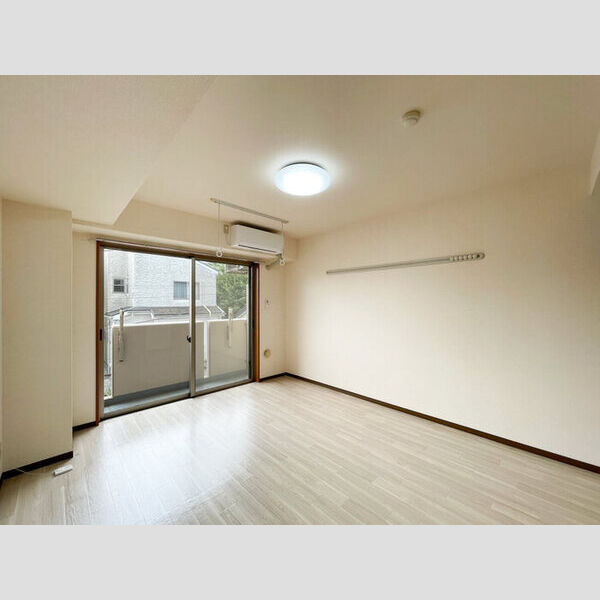 Bright Hills203号室 洋室