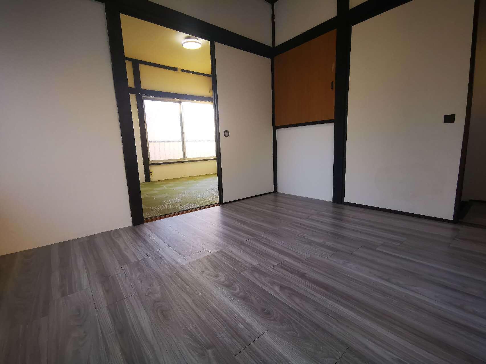 カルド諏訪公園 内観