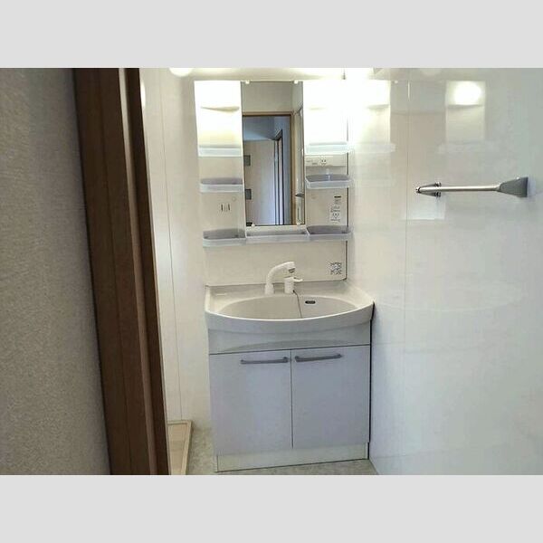 ヴィラ ルミエール　　A 洗髪洗面化粧台