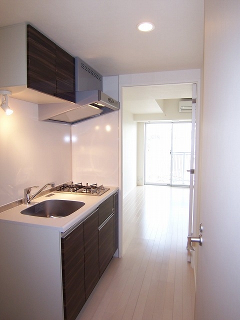 NISHI IKEBUKURO RESIDENCE2階 内観