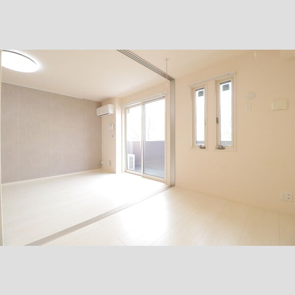 ロイジェントパークス レイクタウン Ⅱ　A 洋室・リビング