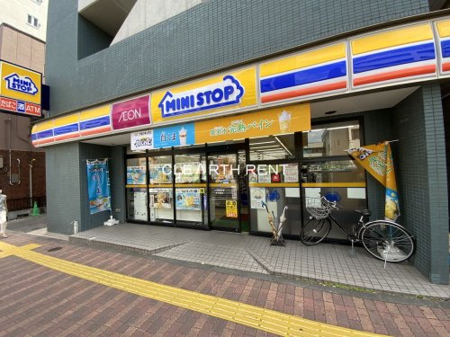コンシェリア後楽園 ＨＩＬＬＴＯＰ ＳＱＵＡＲＥ4階 【コンビニエンスストア】ミニストップ 茗荷谷店まで79ｍ
