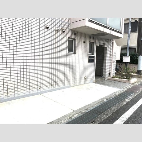 クレストガーデン津田沼407号室 エントランス