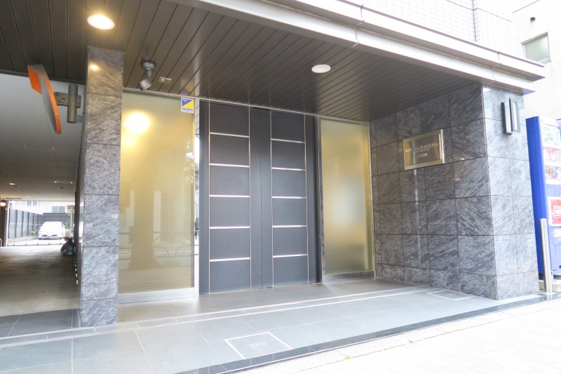 リリエンベルグ目白壱番館2階 エントランス