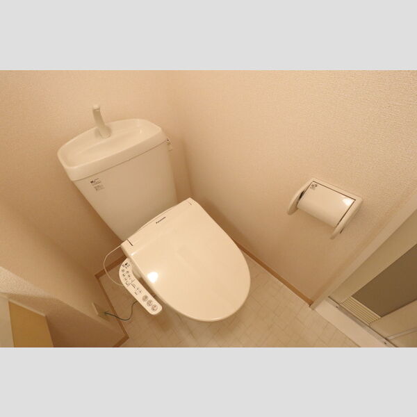 Parterre106号室 温水洗浄暖房便座