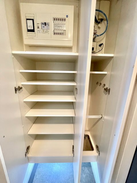 レジディア中落合A棟5階 収納