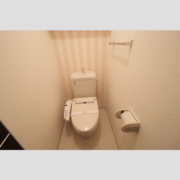 グランデュール55　B101号室 温水洗浄暖房便座