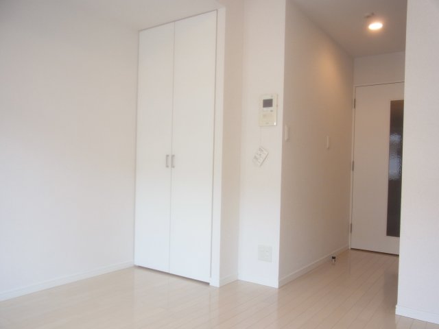 プライムアーバン久米川908号室 収納