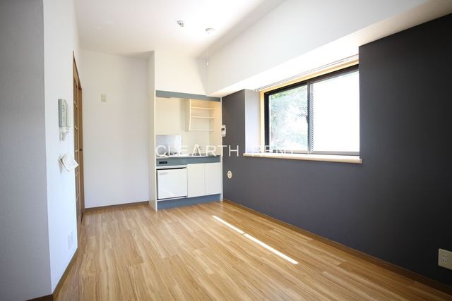 クオーレ目白台3階 ☆角部屋・2面採光の明るいお部屋☆