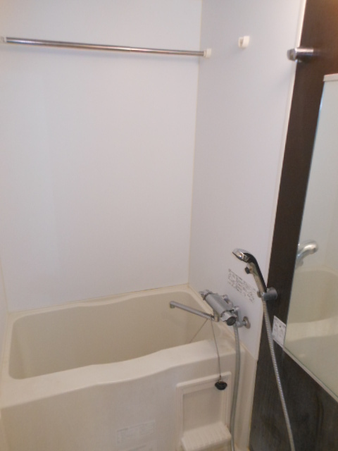 グランド・ガーラ代々木参宮橋6階 浴室乾燥機付きバス