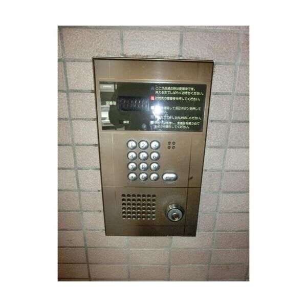 カテリーナ市ヶ谷405号室 エントランス