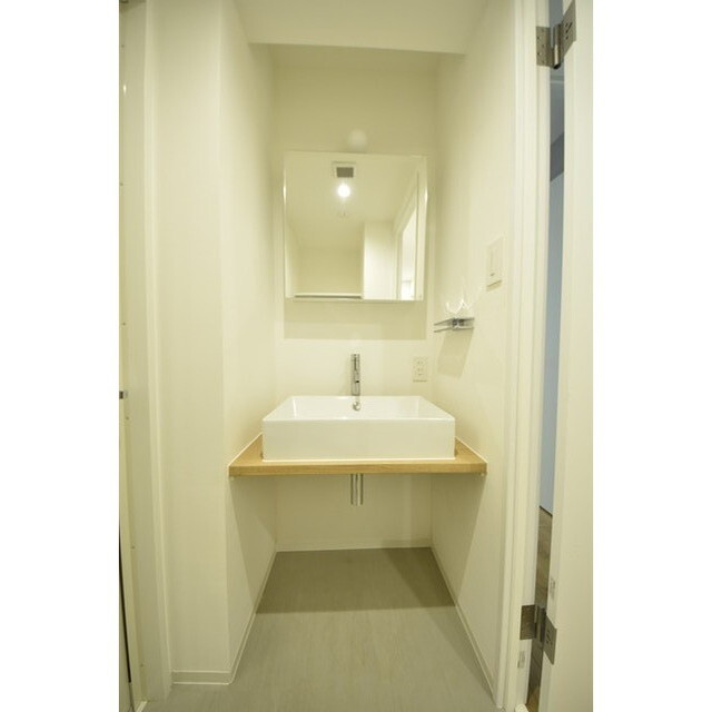 グランパセオ代々木上原B105号室 内観