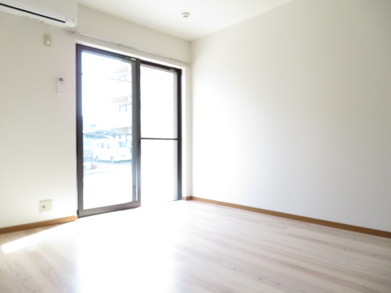 アデナ中原2階 ※別部屋写真参照