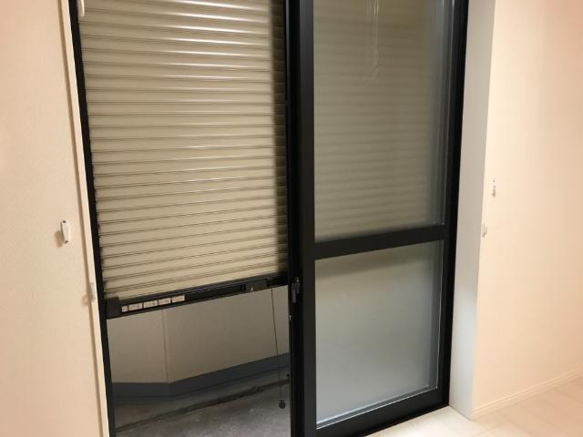 ディア・コンチェルト 窓シャッター