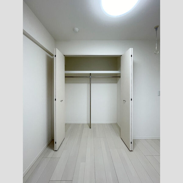 Garden House Ⅲ 大宮土呂駅前 クローゼット