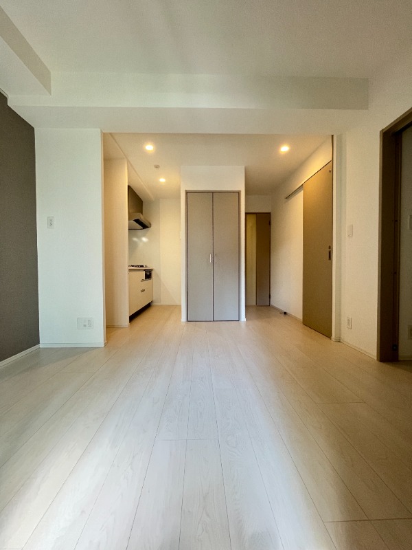 ワンルーフレジデンス台東根岸2階 リビング