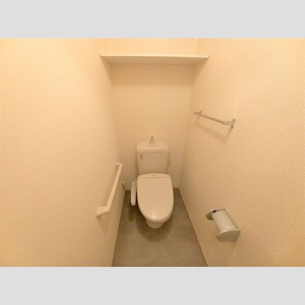 ローズコート山﨑 温水洗浄暖房便座トイレ