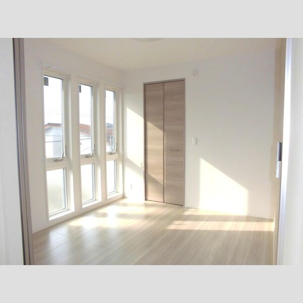 La　meilleure (ラ・メイユール)303号室 洋室