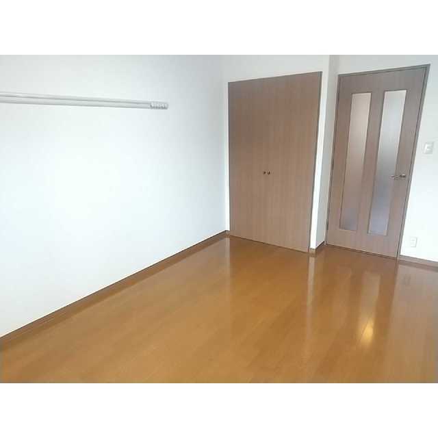 リュミエ府中203号室 リビング