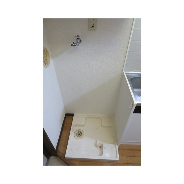 フロンティア 内観