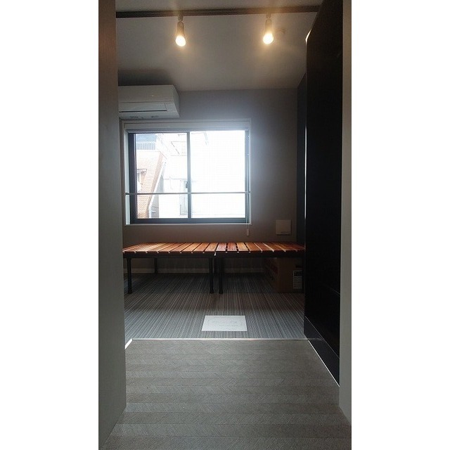 アムス早稲田（旧La Blancheur 早稲田）0403号室 玄関