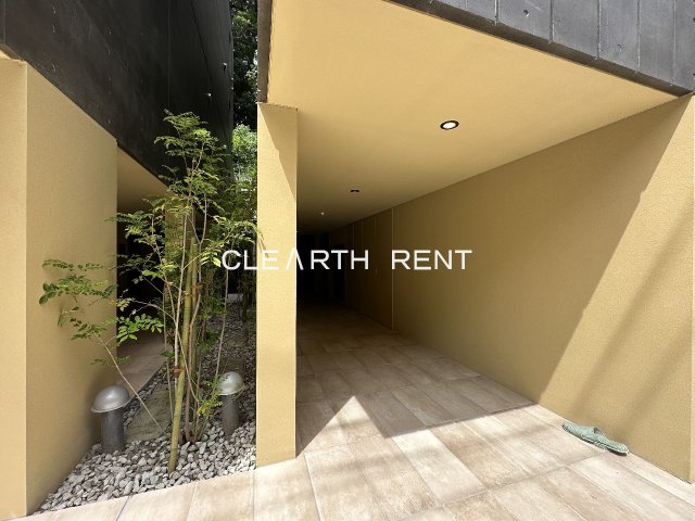 ＧＲＡＮ ＰＡＳＥＯ 島津山Ｅａｓｔ1階 安心のオートロックセキュリティ