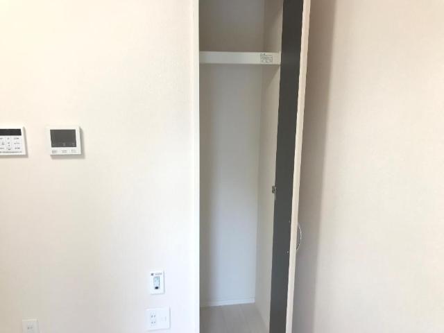 クレスト　タイガー205号室 収納