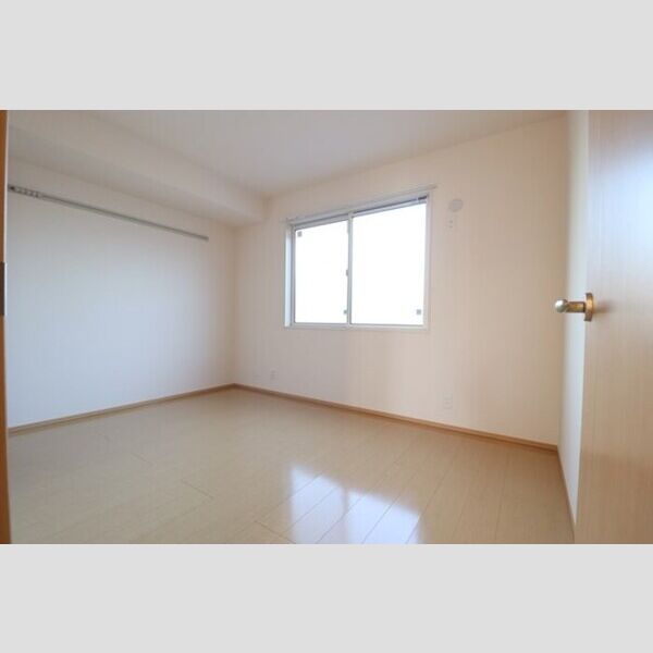 サニーコーポラス104号室 西側洋室