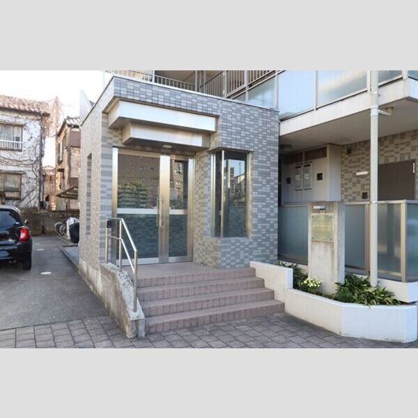 Magnolia cout[マグノリアコート]　Ⅱ305号室 エントランス