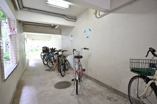 マリオン高円寺3階 駐輪場