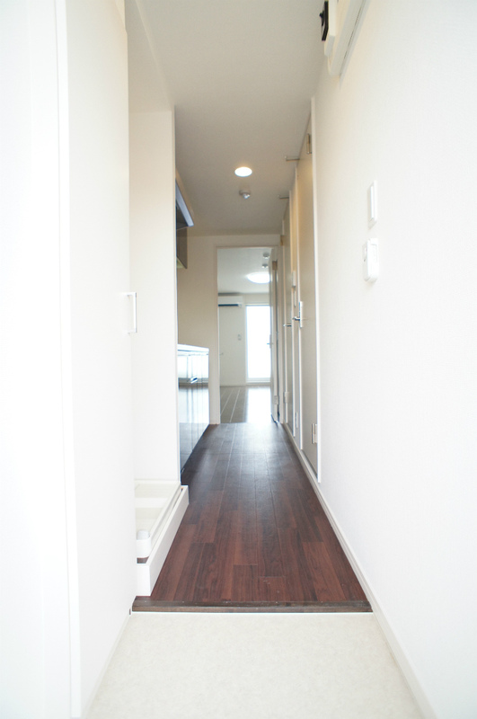 リブリ・FEEL-M湘南Ⅱ 玄関