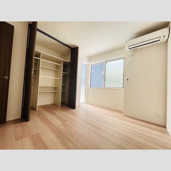 D'Bless湘南辻堂102号室 洋室