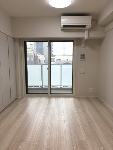 びゅうリエット横浜平沼704号室 洋室側　※別号室の参考写真です(現況優先・仕様違いの場合あり)