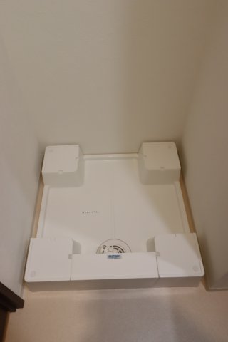 ＧＥＮＯＶＩＡ　鐘ヶ淵0705号室 洗濯機置場