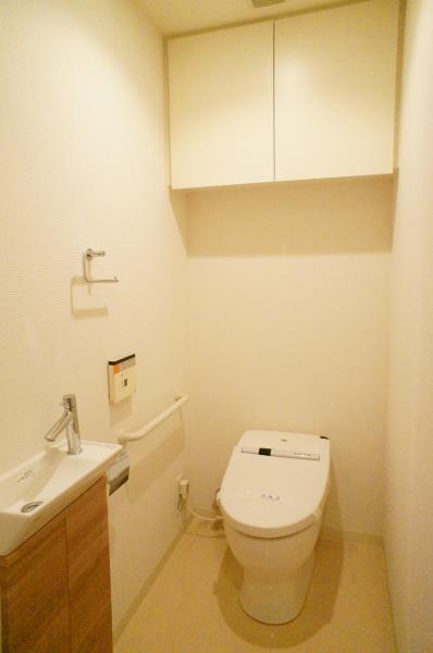 Ｂｒｉｌｌｉａ　ｉｓｔ　三軒茶屋　ブラッサムテラス3階 トイレ