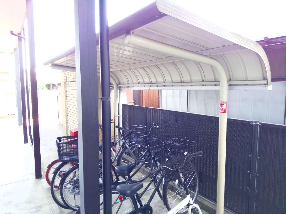 レオパレスレスト川越101号室 駐輪場