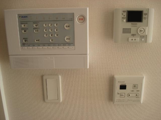 ビアン　くすのき台 24時間警備操作パネル