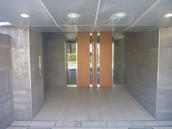 クリオ平和島505号室 エントランス