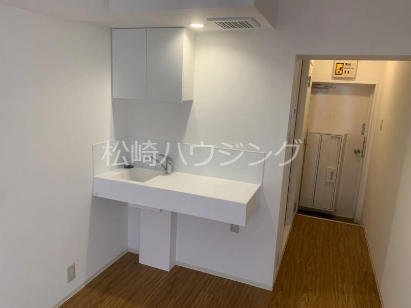 メゾン・ド・ロアイヤル キッチン