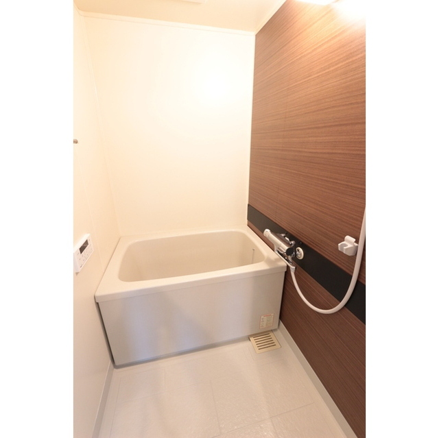 メゾングラシア105号室 お風呂