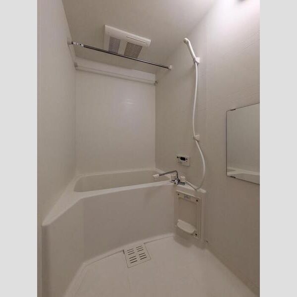 ボナールハウス新川 浴室(追い焚き機能付き)