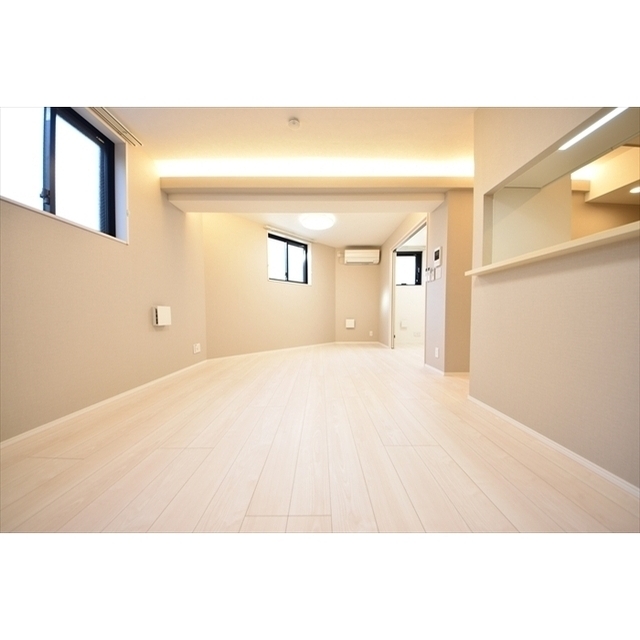 CASA PIAZZA 中野松が丘 内観