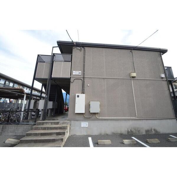 メゾンダジュール8番館 エントランス